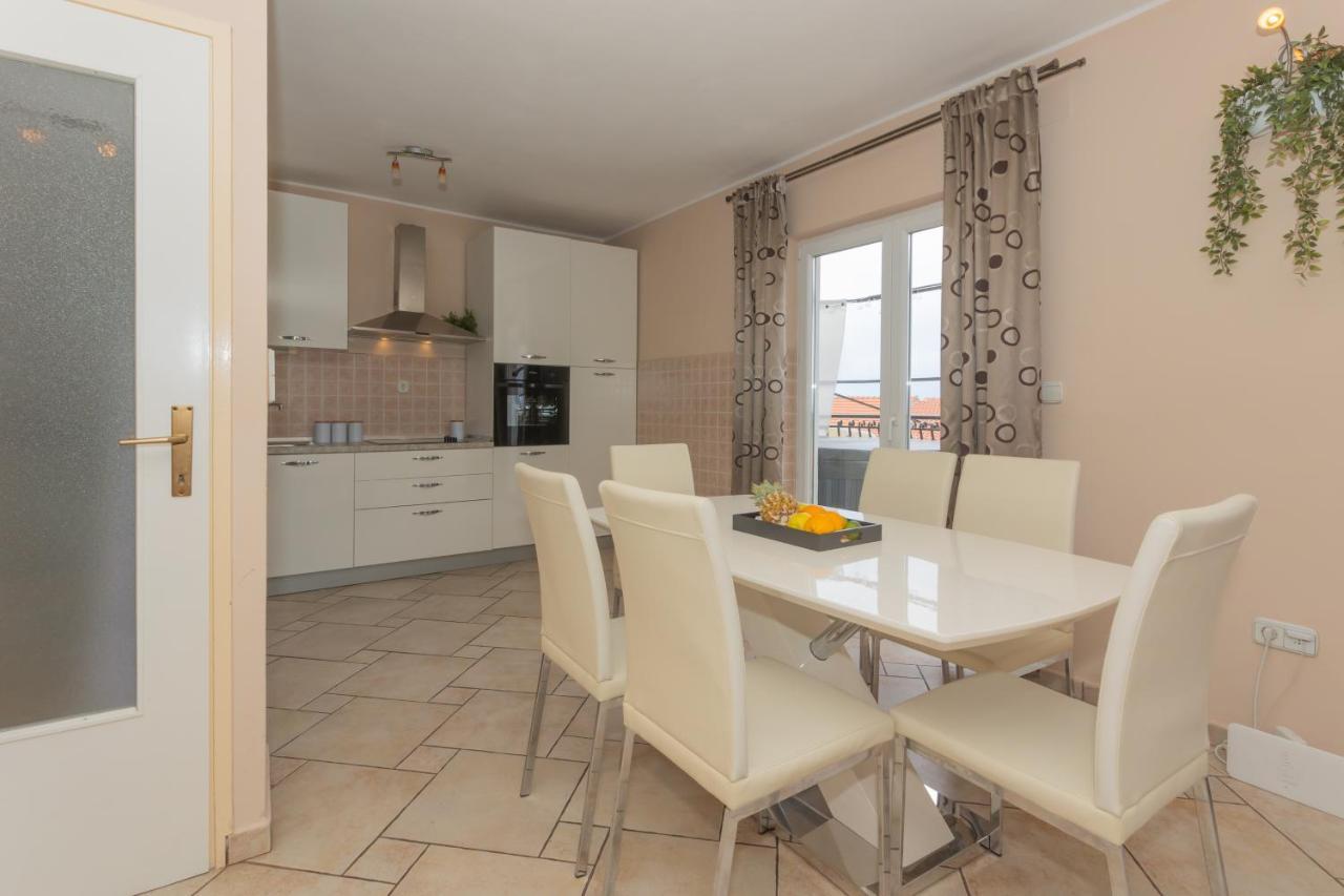 Apartment Mozart شيبينيك المظهر الخارجي الصورة