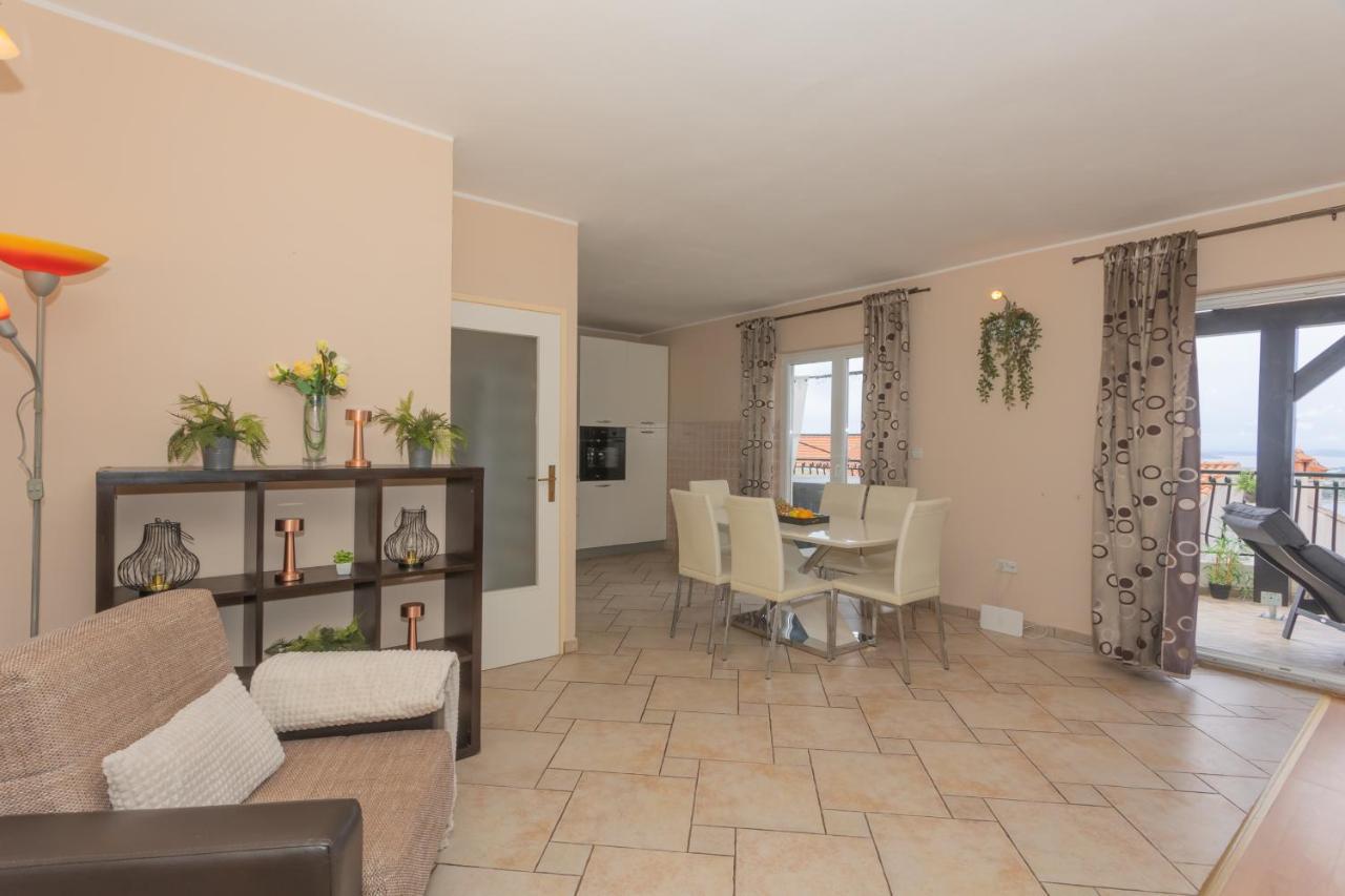 Apartment Mozart شيبينيك المظهر الخارجي الصورة