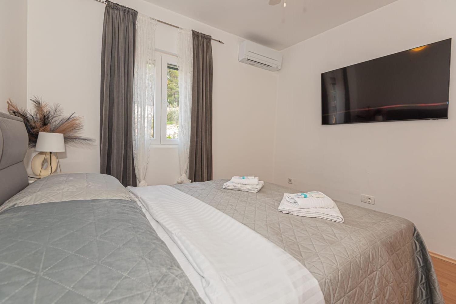 Apartment Mozart شيبينيك المظهر الخارجي الصورة